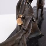 Sculpture Art Déco d'une femme avec des lévriers 1920/30 France