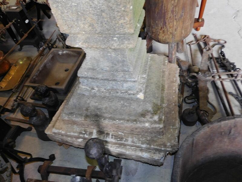 Large fountain stone bird bath