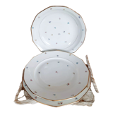 3 plats ronds en porcelaine fleurie et or