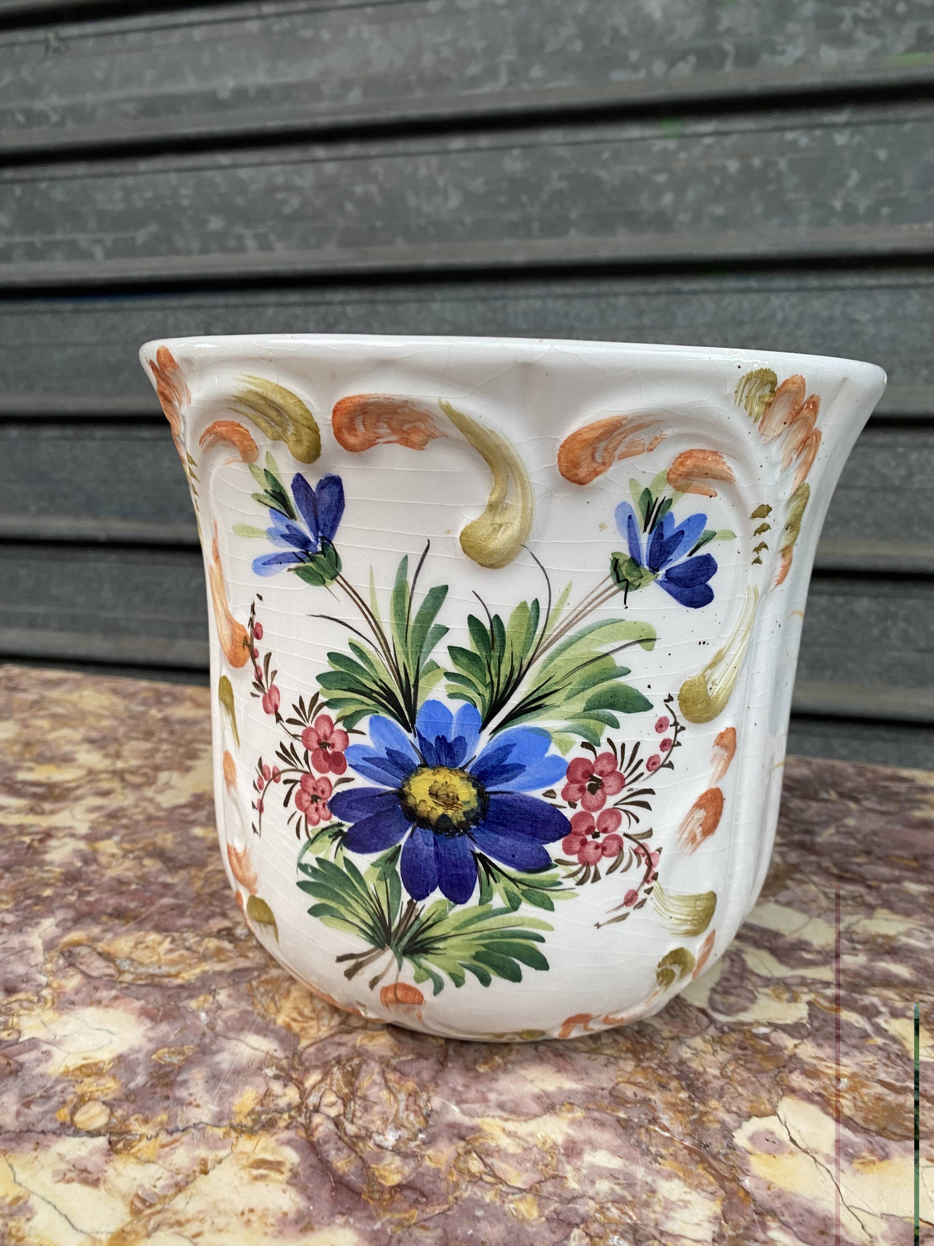Earthenware pot cover
