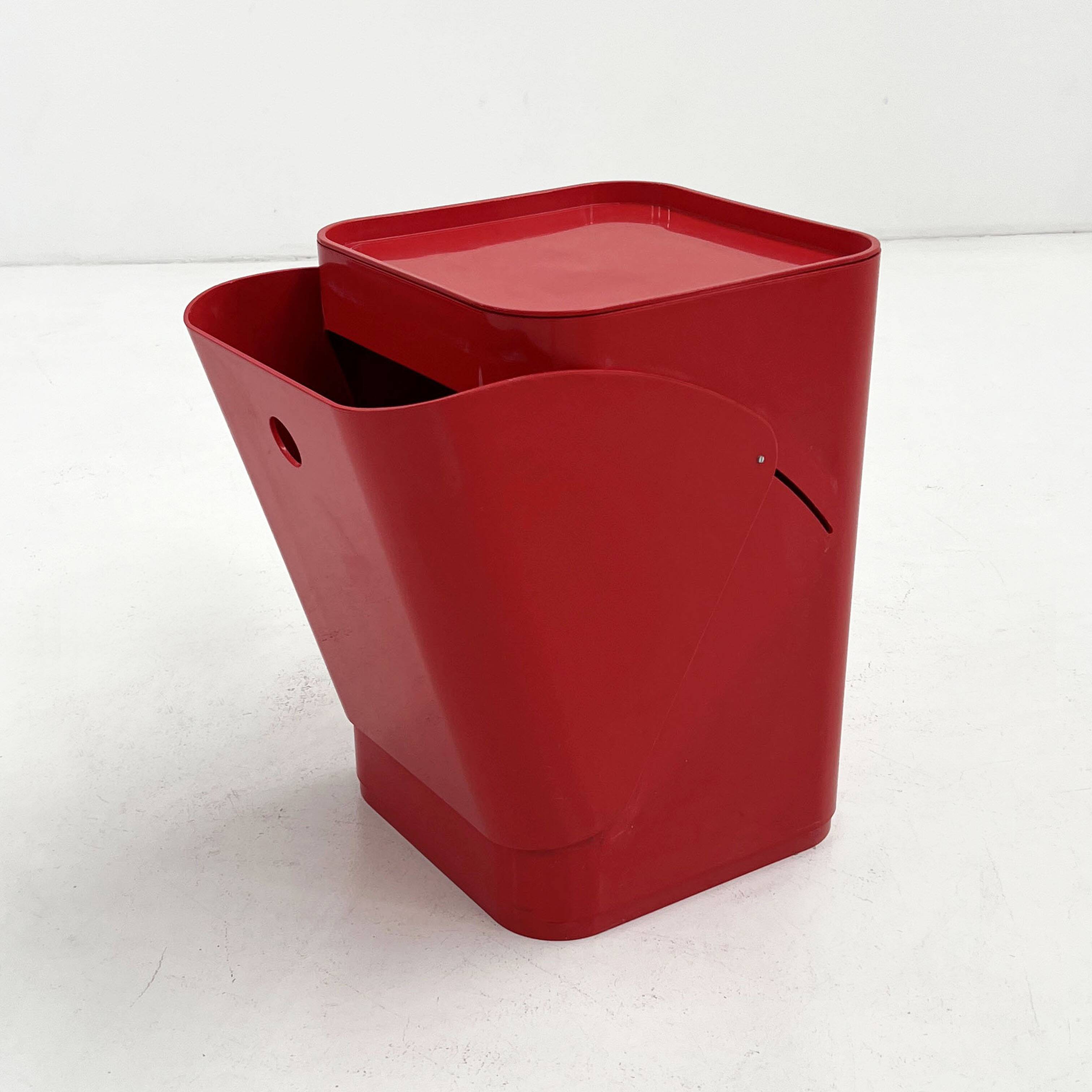 Meuble de rangement, corbeille à linge par Anna Castelli pour Kartell, 1970