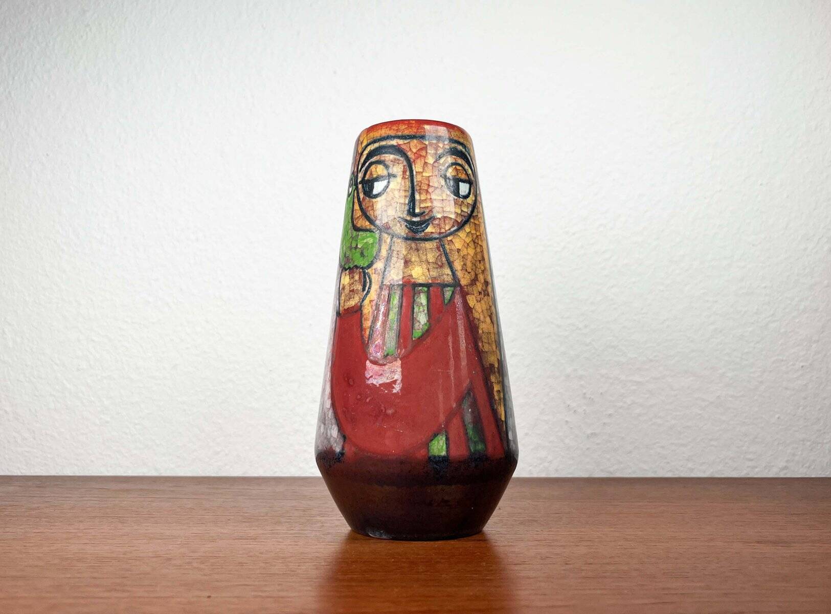 Danish studio pottery vase from the mid-century by Marianne Starck for Michael Andersen, 1960s.