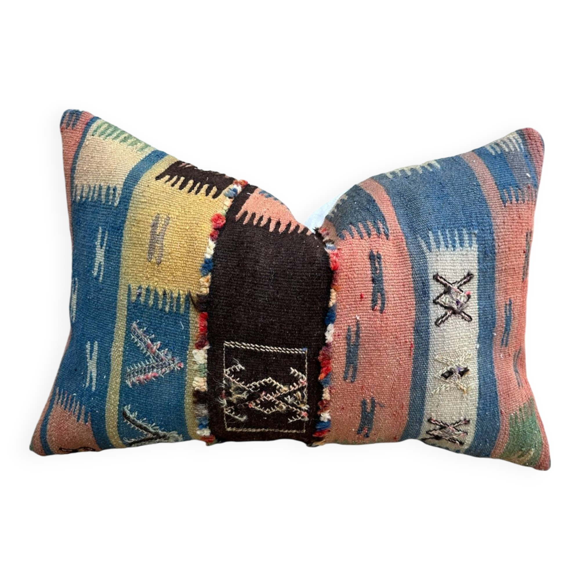 Magnifique coussin Kilim berbère vintage du Maroc