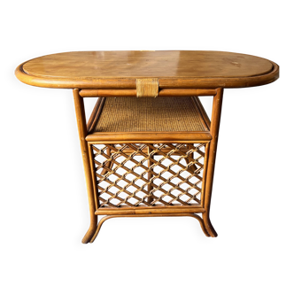 Rattan table