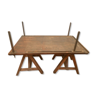 Table de drapier sur tréteaux rustique XX siècle