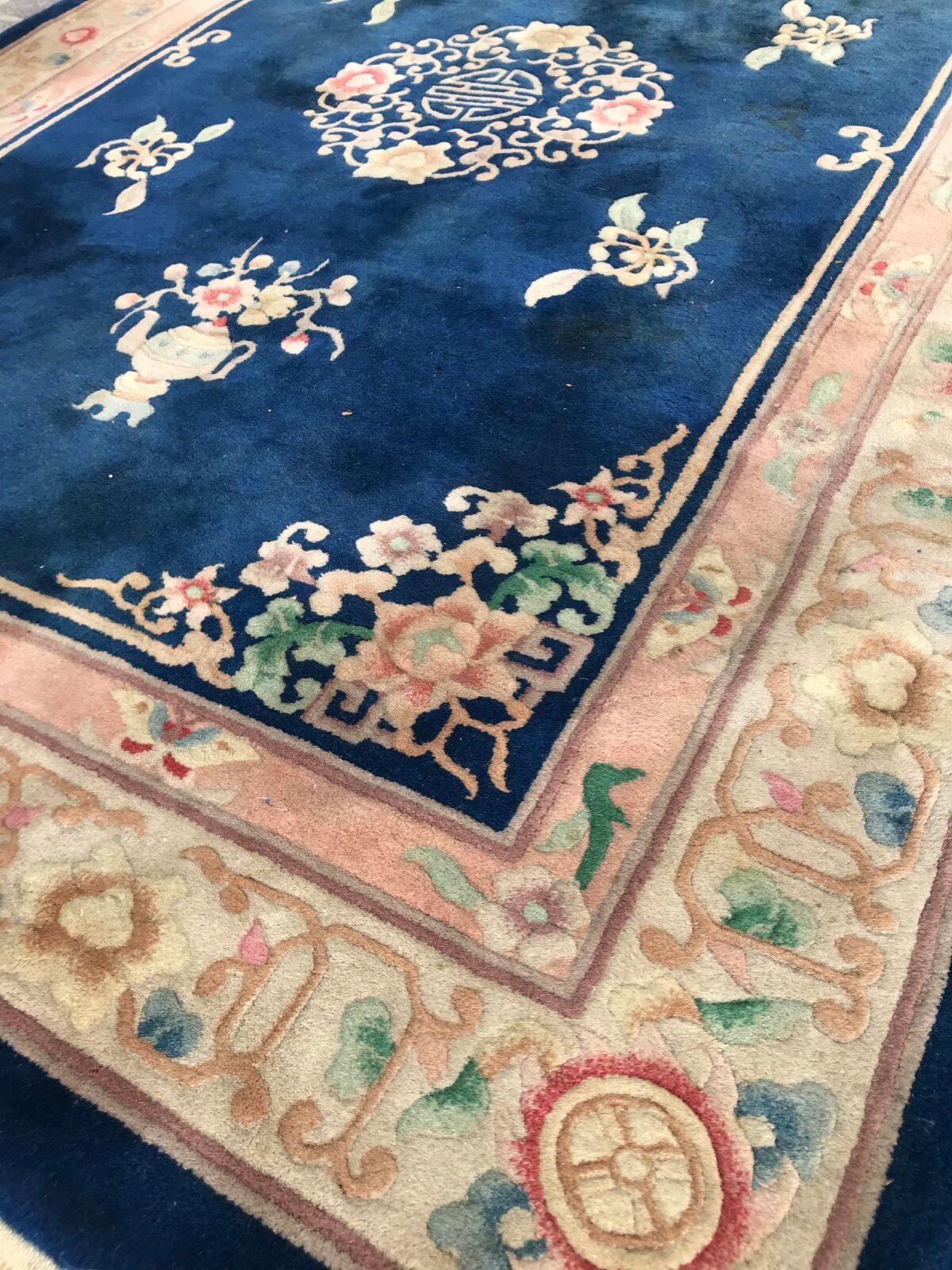 Chinese carpet  vintage 140 x 200 cm