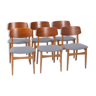 Set of 6 mid century Danish dining chairs in teak and oak