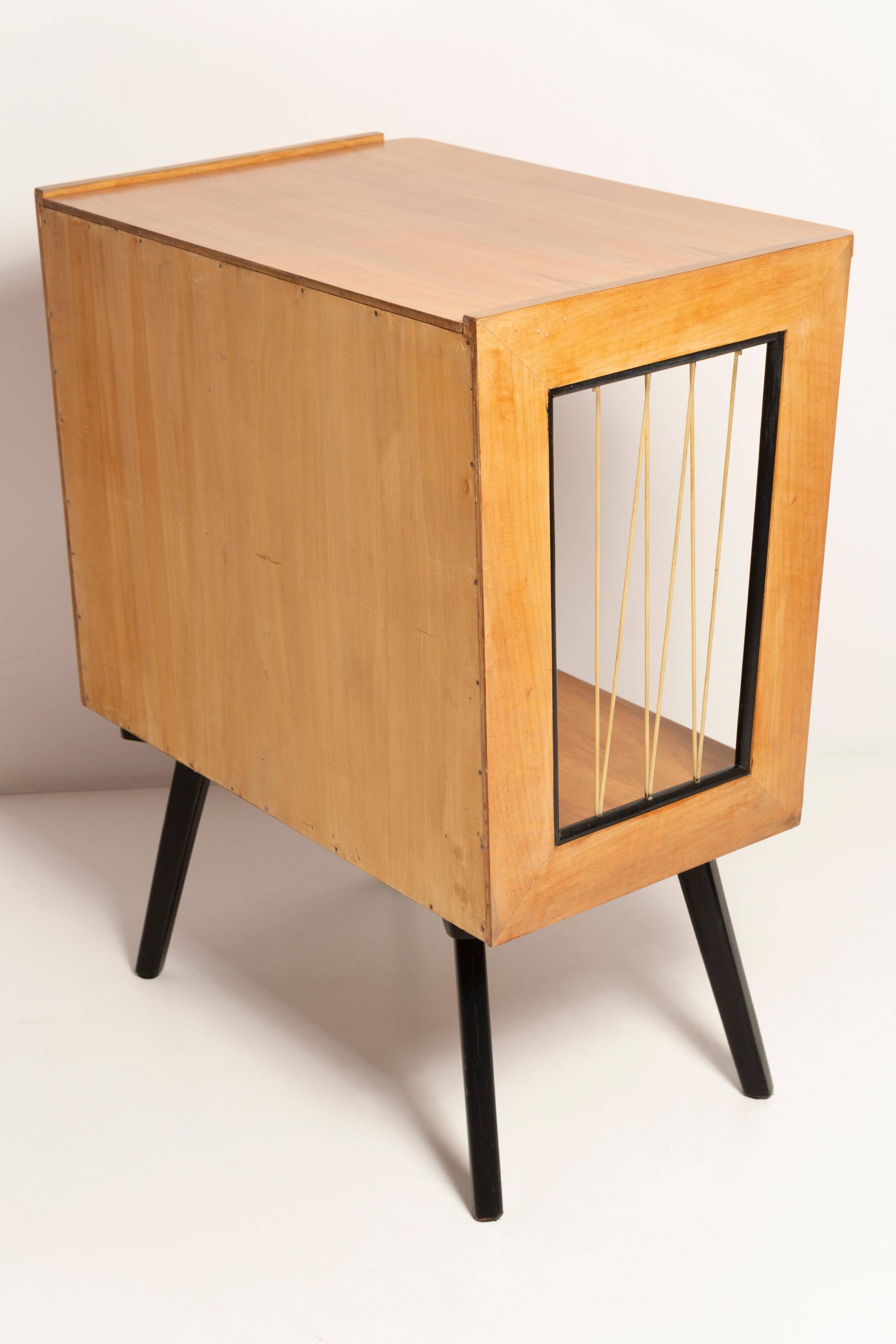 Vintage side table for modern mid-century television, beech wood, Poland, 1960s.