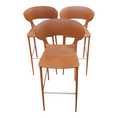 3 tabourets de la maison Archi Volto par Marco Pocci et Claudio Dondoli
