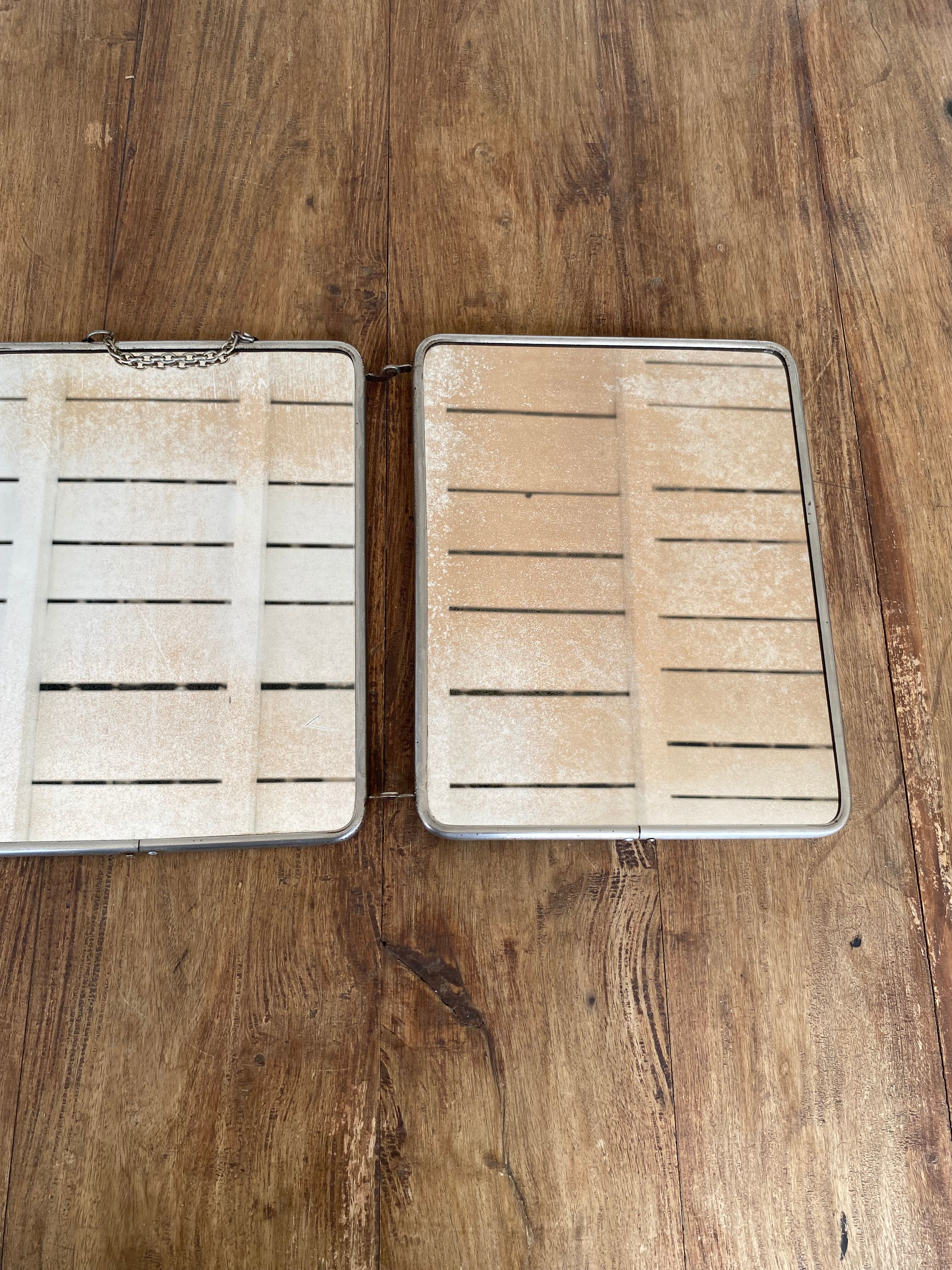 Barber's triptych mirror