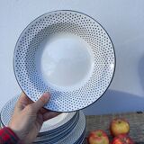 Gien service for 6 people with black polka dots: soup plates and flat plates
