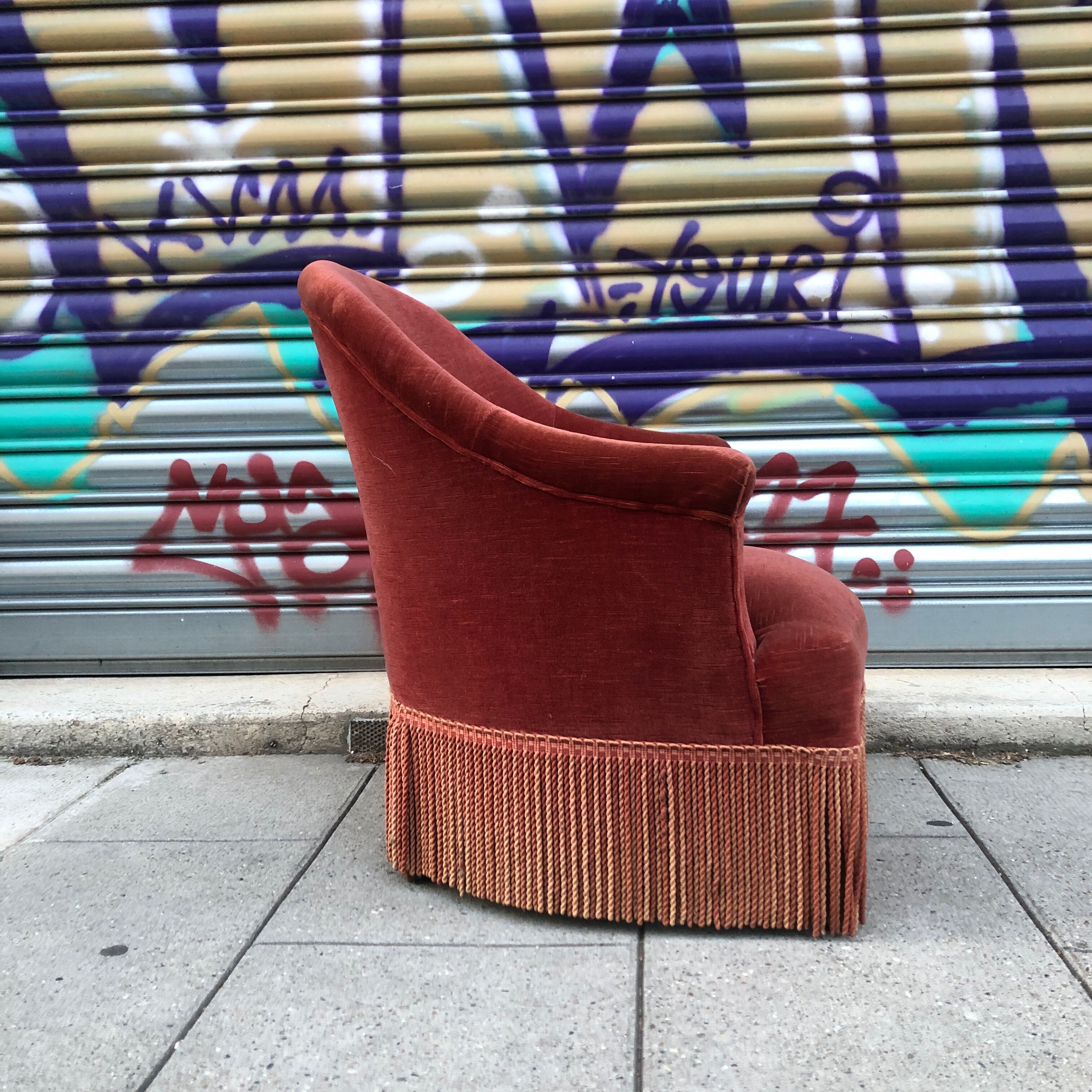 Toad armchair