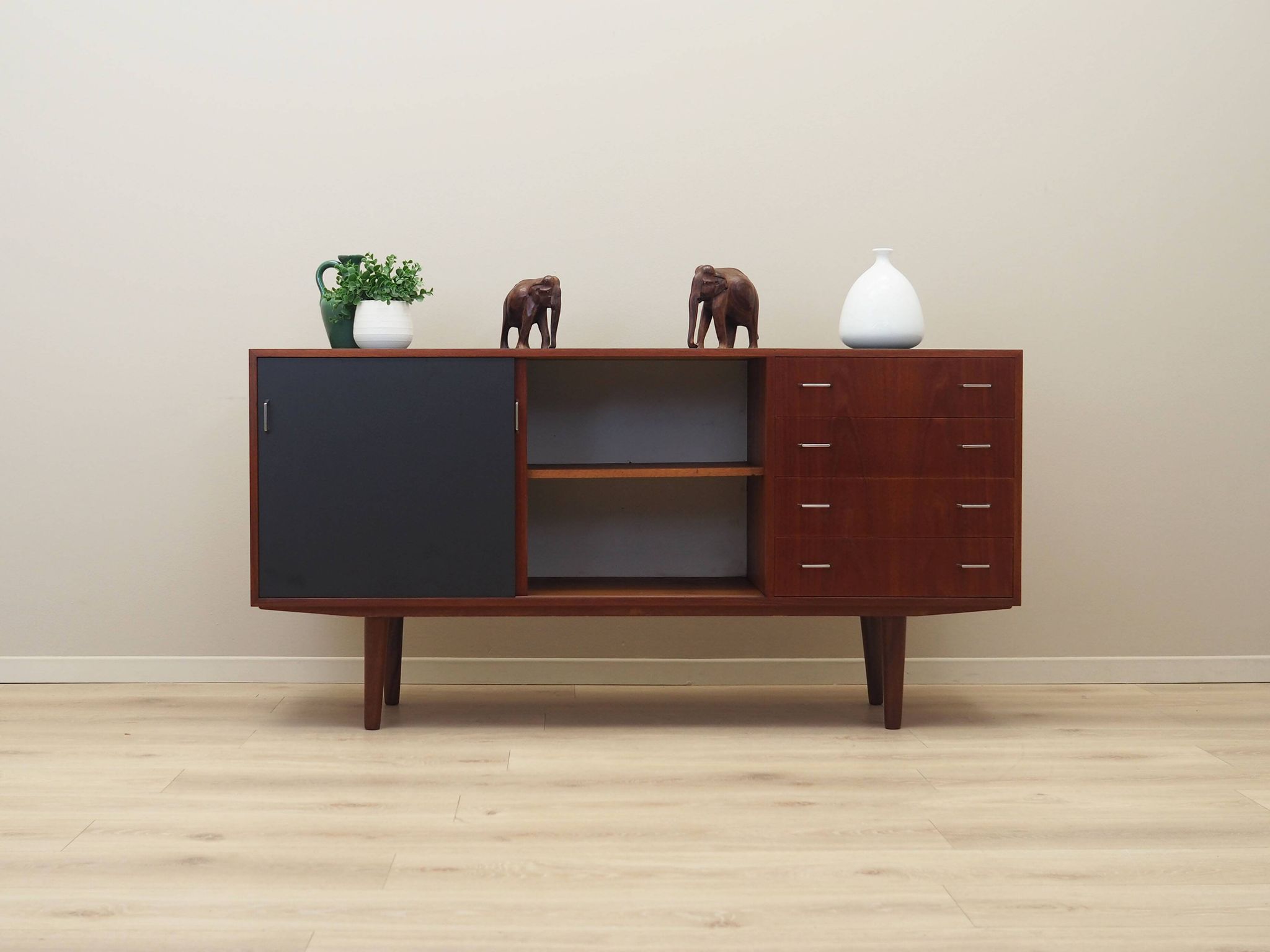 Enfilade danoise en teck, années 1960