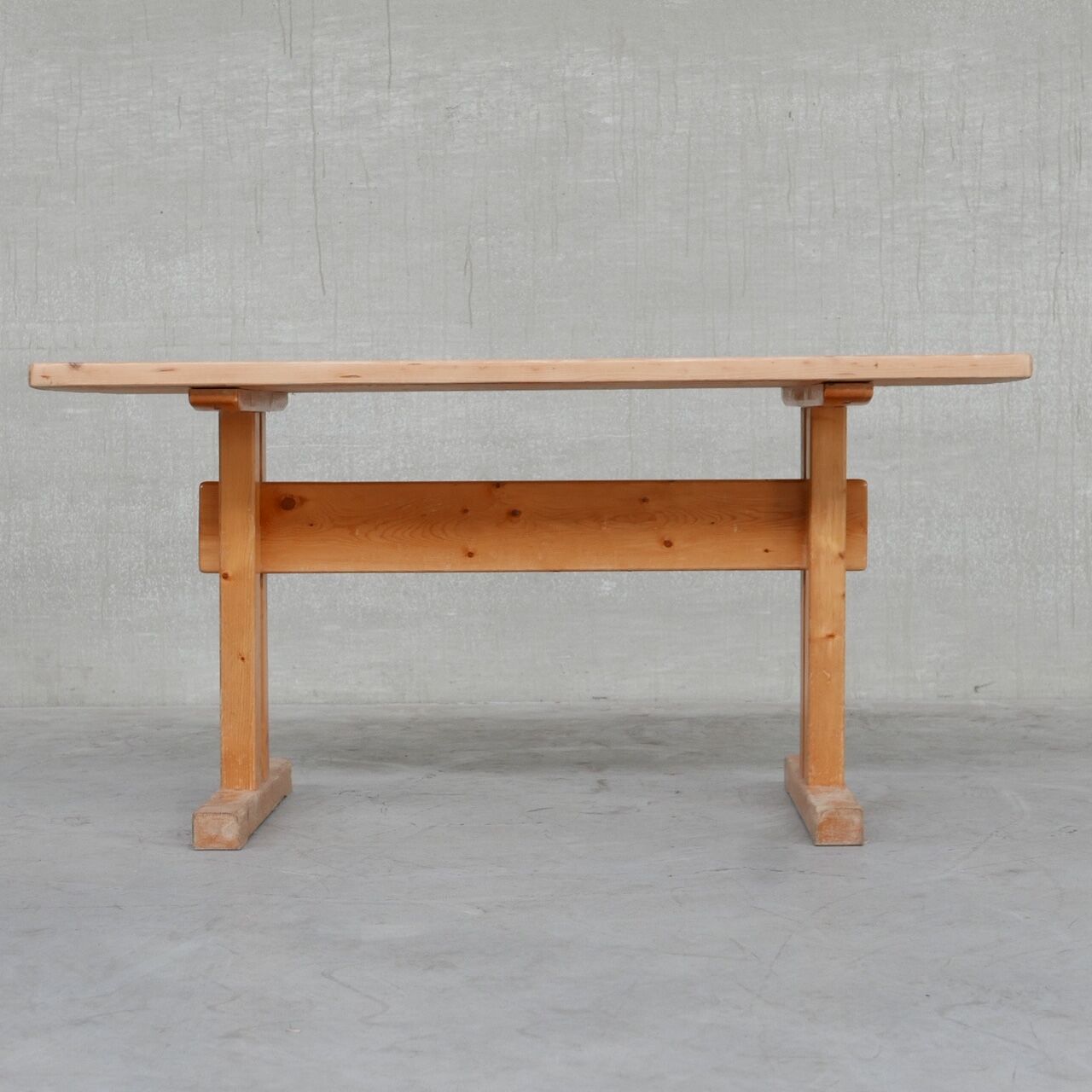 Charlotte Perriand Les Arcs dining table