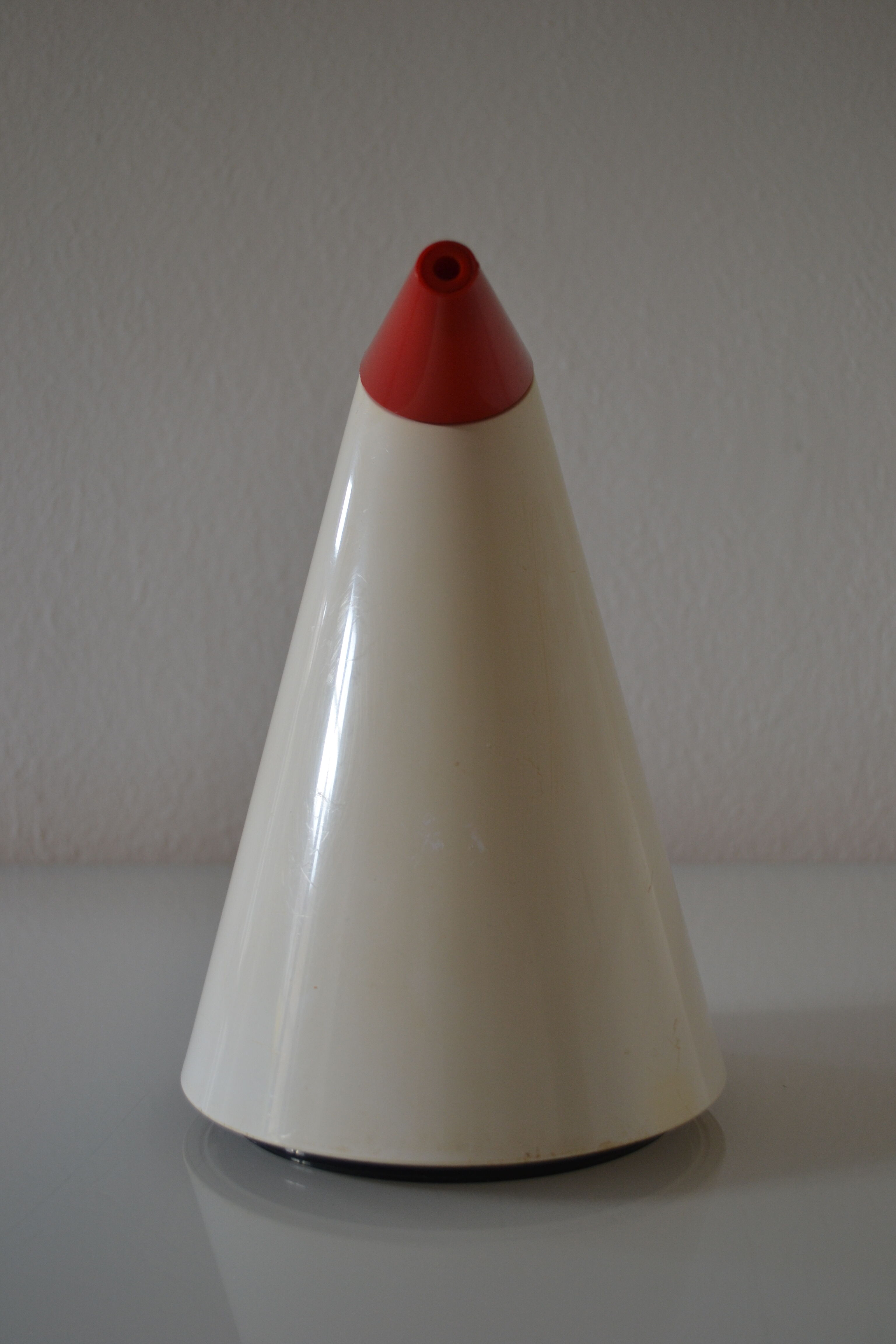 Postmodernist thermos 80's