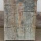 Armoire ancienne vitrée en bois avec fond métal