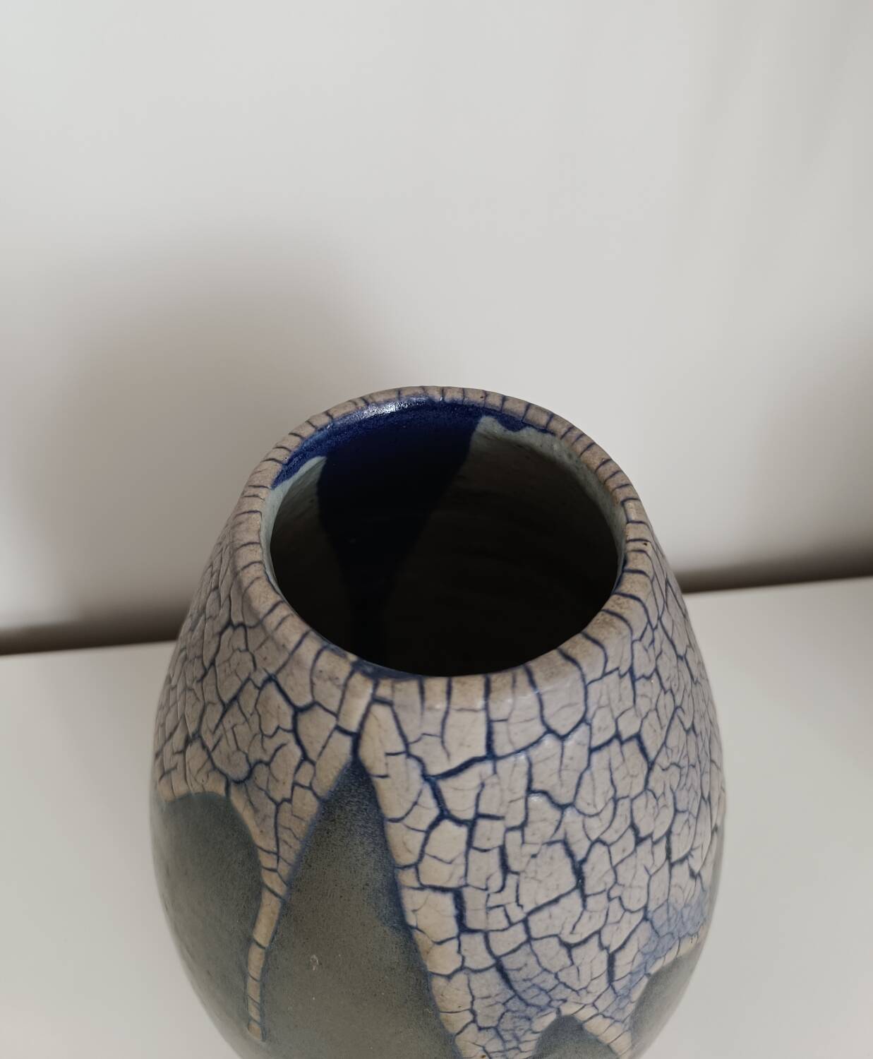 Stoneware vase from Puisaye signed Léon Pointu