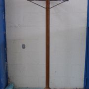 Coat rack in wood and metal