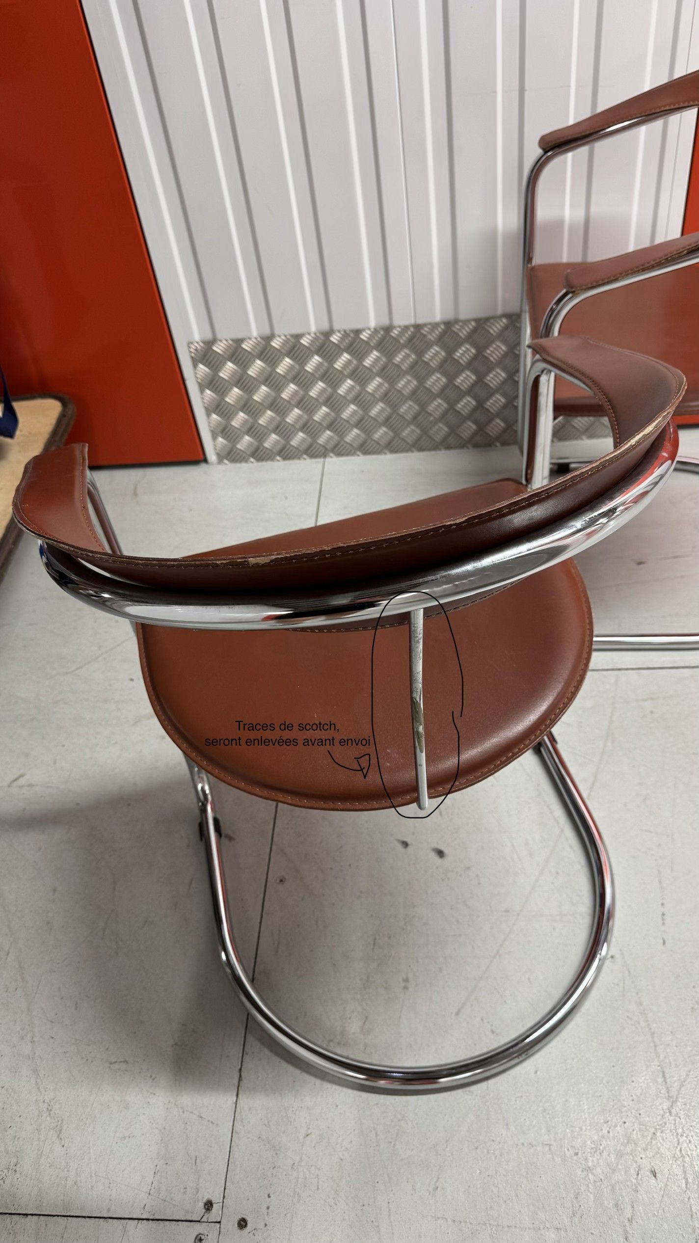 Lot 2 chaises rares « Canasta » par Arrben