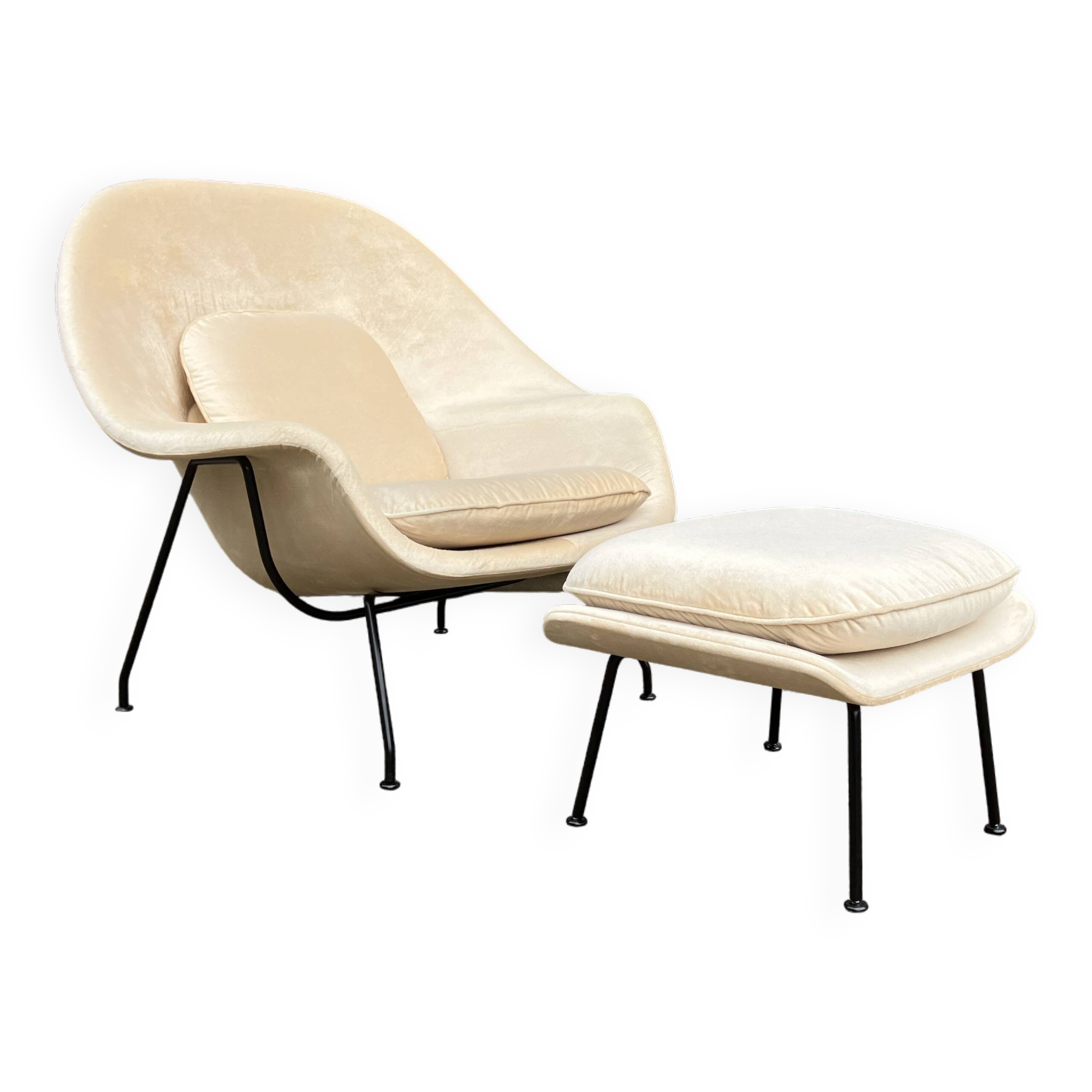 Knoll Womb chair + ottoman Eero Saarinen Beige Sand color, perfect condition!