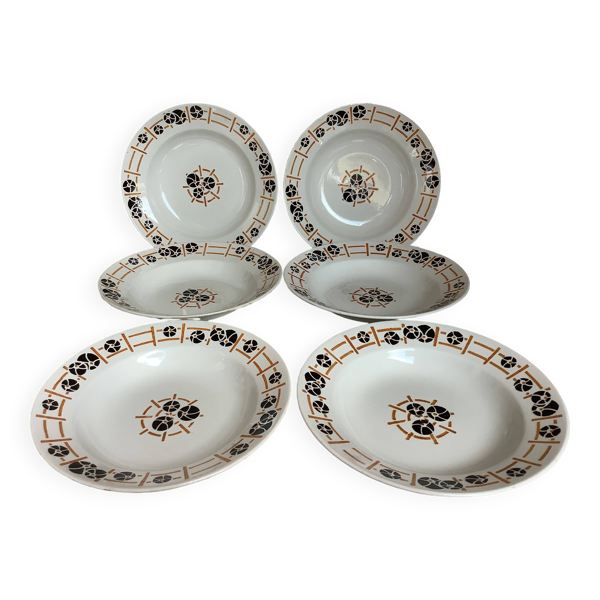 Six anciennes assiettes creuses faïence année 30 modèle nymphéas