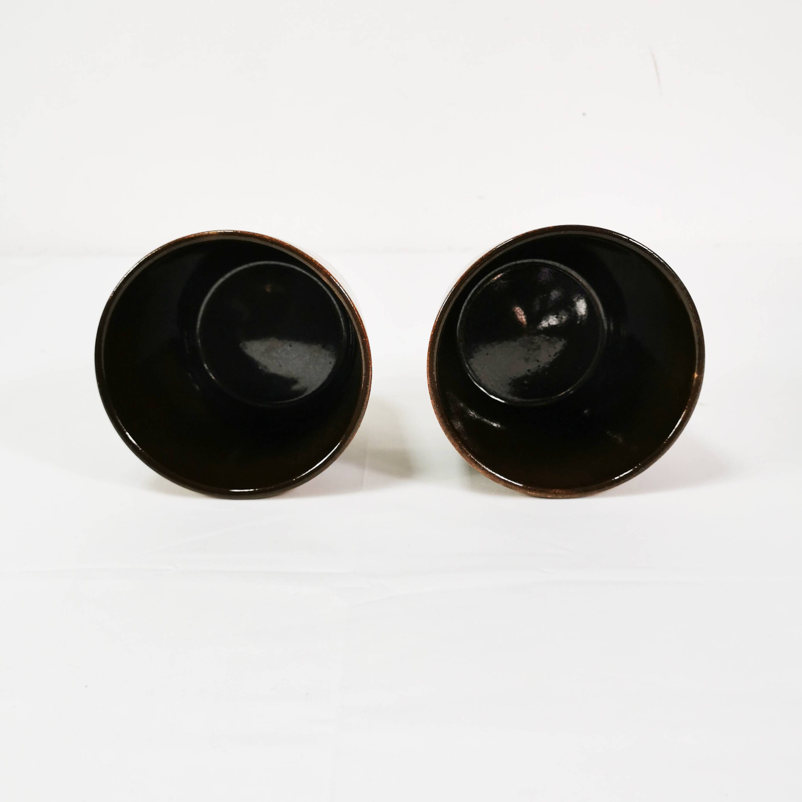 A pair of ceramic flower pots with covers, Scheurich, Germany, 1960s.