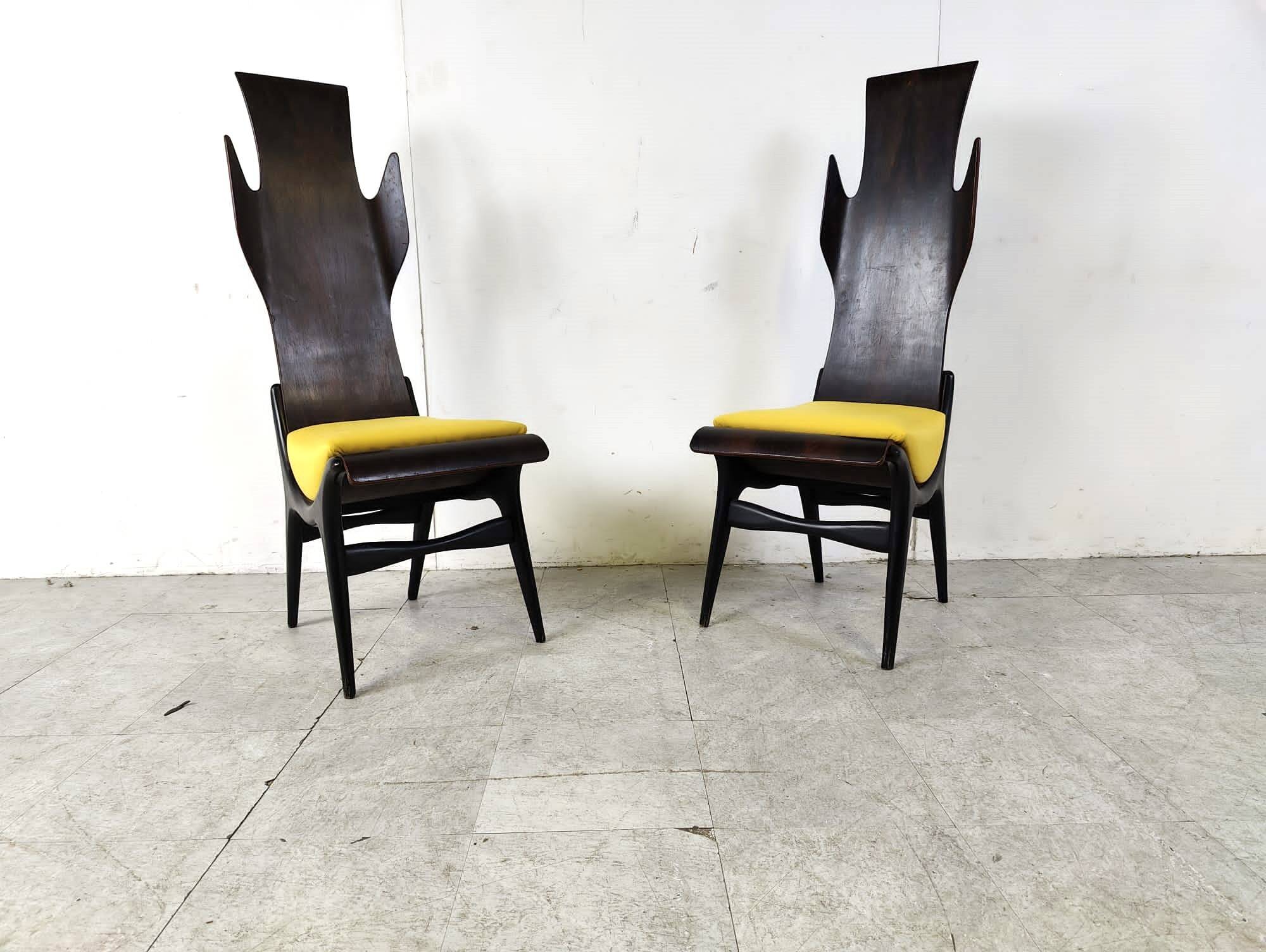 Chaises de salle à manger vintage à haut dossier et flamme par Dante Latorre, 1950