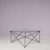 Table basse ronde des années 1960 en provenance de Suisse