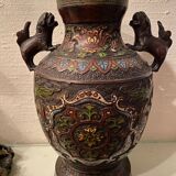 Paire de vases en bronze
