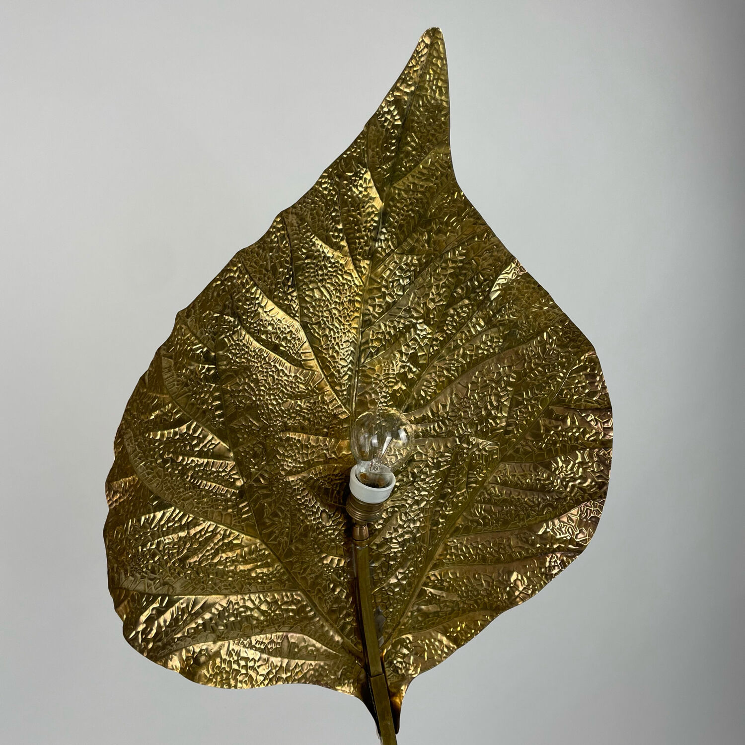 Vintage tommaso barbi ‘rhubarb’ floor lamp, c.1970