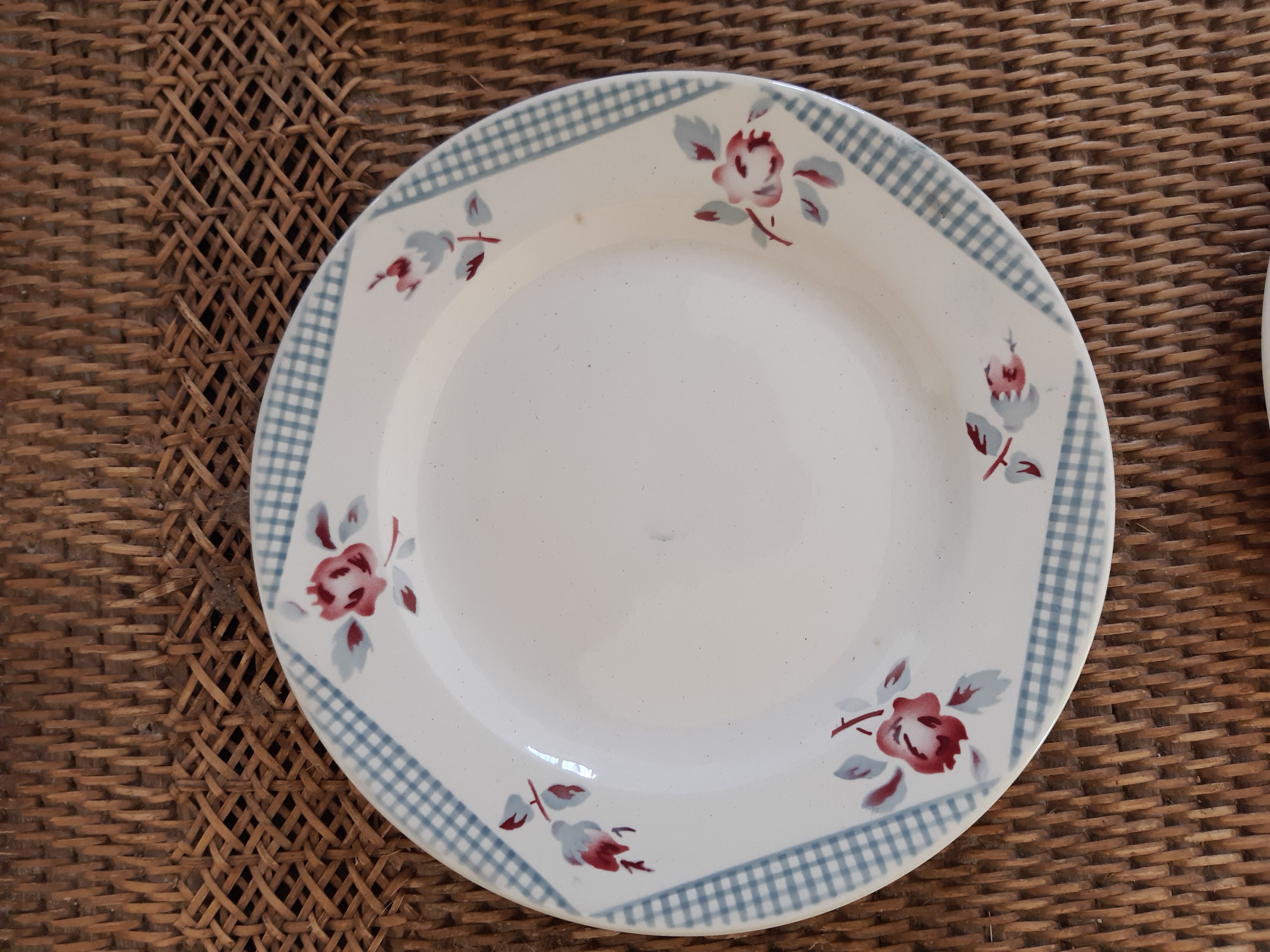 Digoin Sarreguemines plates
