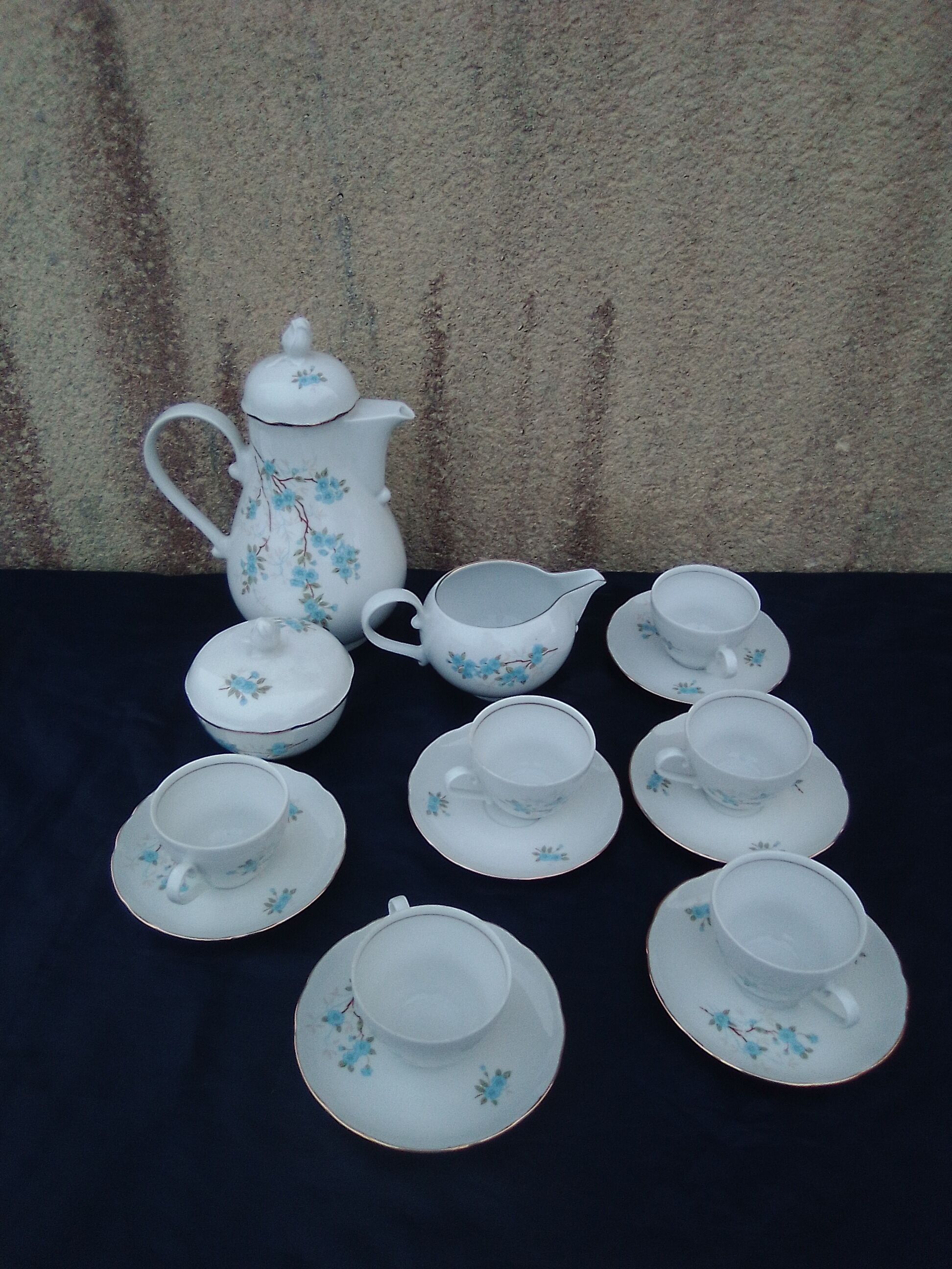 Kahla porcelain coffee service made in GDR blue flower pattern