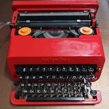 Machine à écrire Olivetti Valentine S