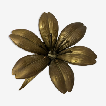 Vintage brass metal ashtray flower