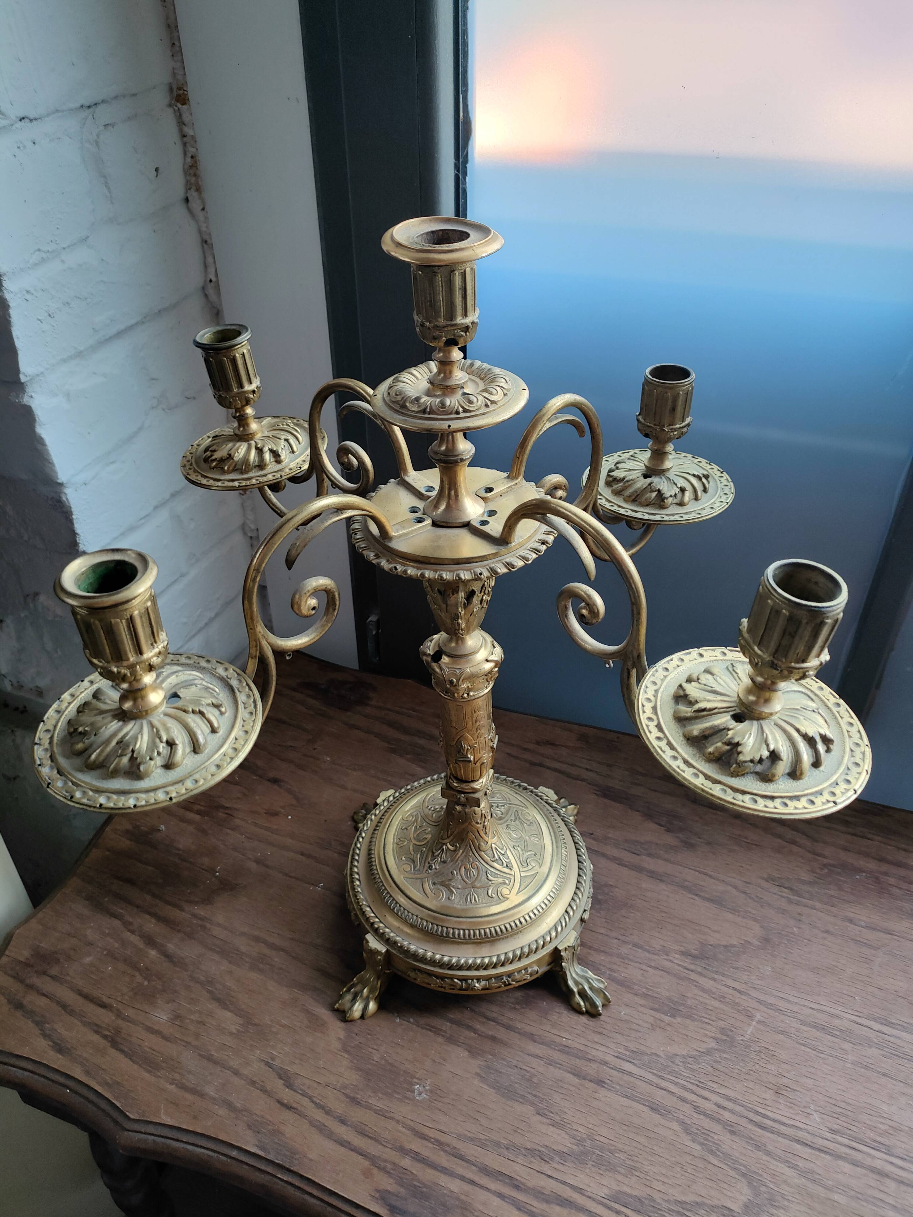 Large gilded bronze candelabrum, Louis XVI style, late 19th century – 5 lights