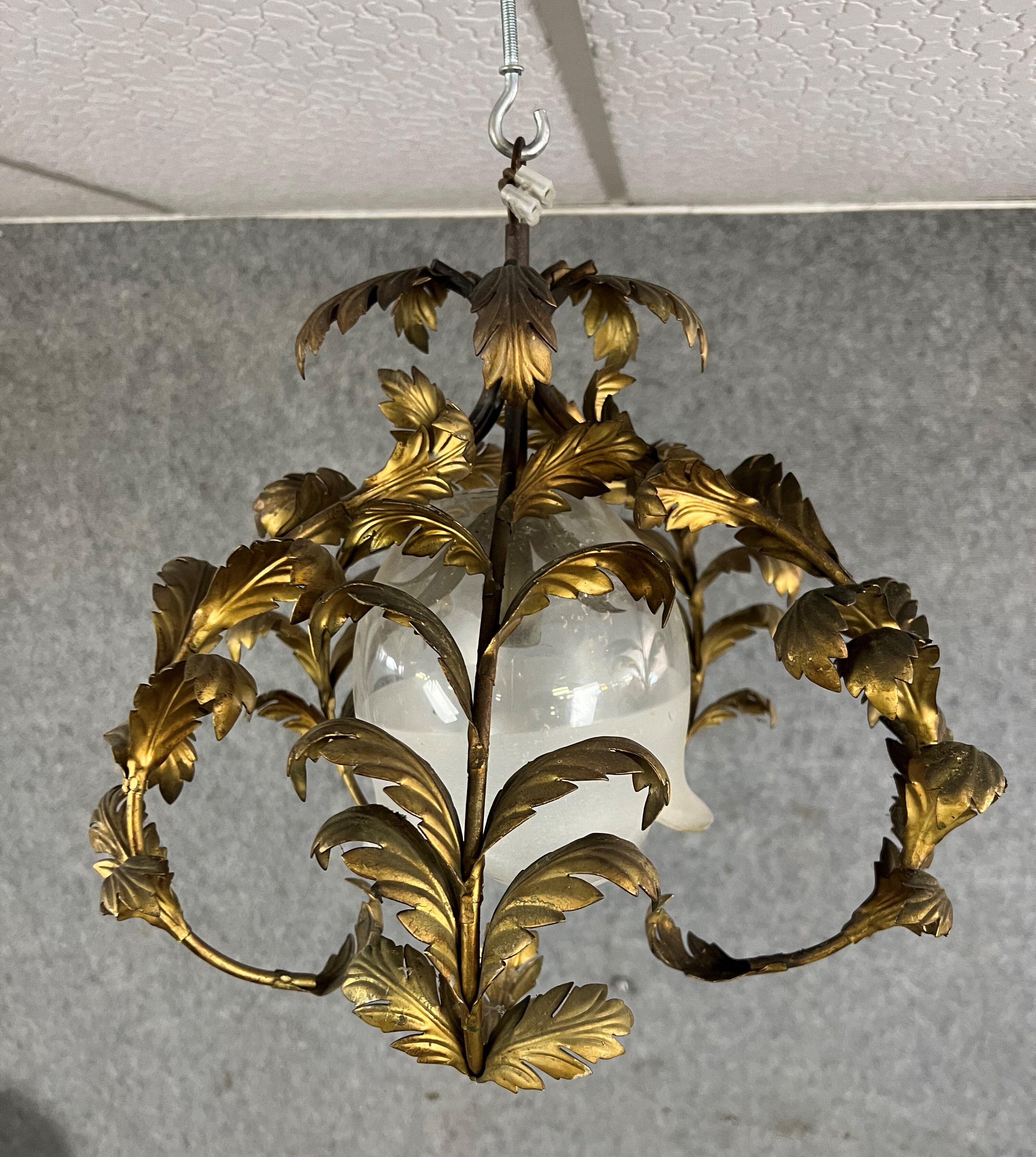 Gilded brass chandelier from the 1920s-1930s