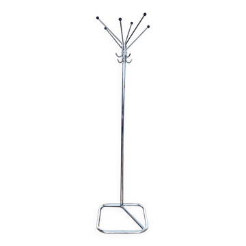 Porte-manteau fonctionnaliste