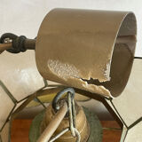 Mother-of-pearl and brass suspension