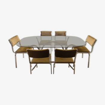 Table de salle à manger et ses chaises