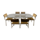 Table de salle à manger et ses chaises