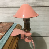 Mushroom lamp with clip