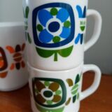 Mobil Mugs and Pitcher