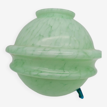 Globe en verre de Clichy . Abat jour pour suspension . 20 cm .