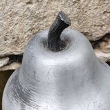 Pourer shaped ice bucket