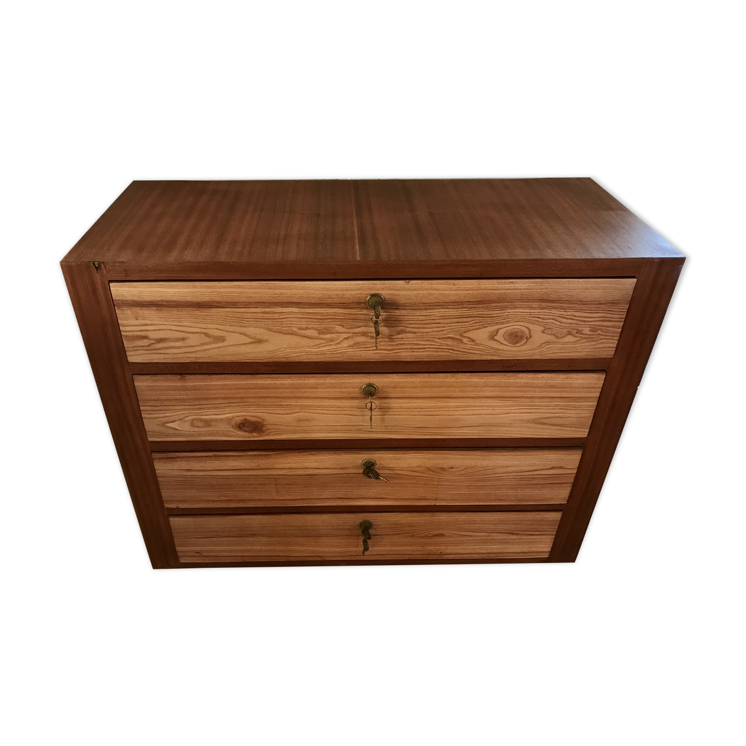 Vintage chest of drawers