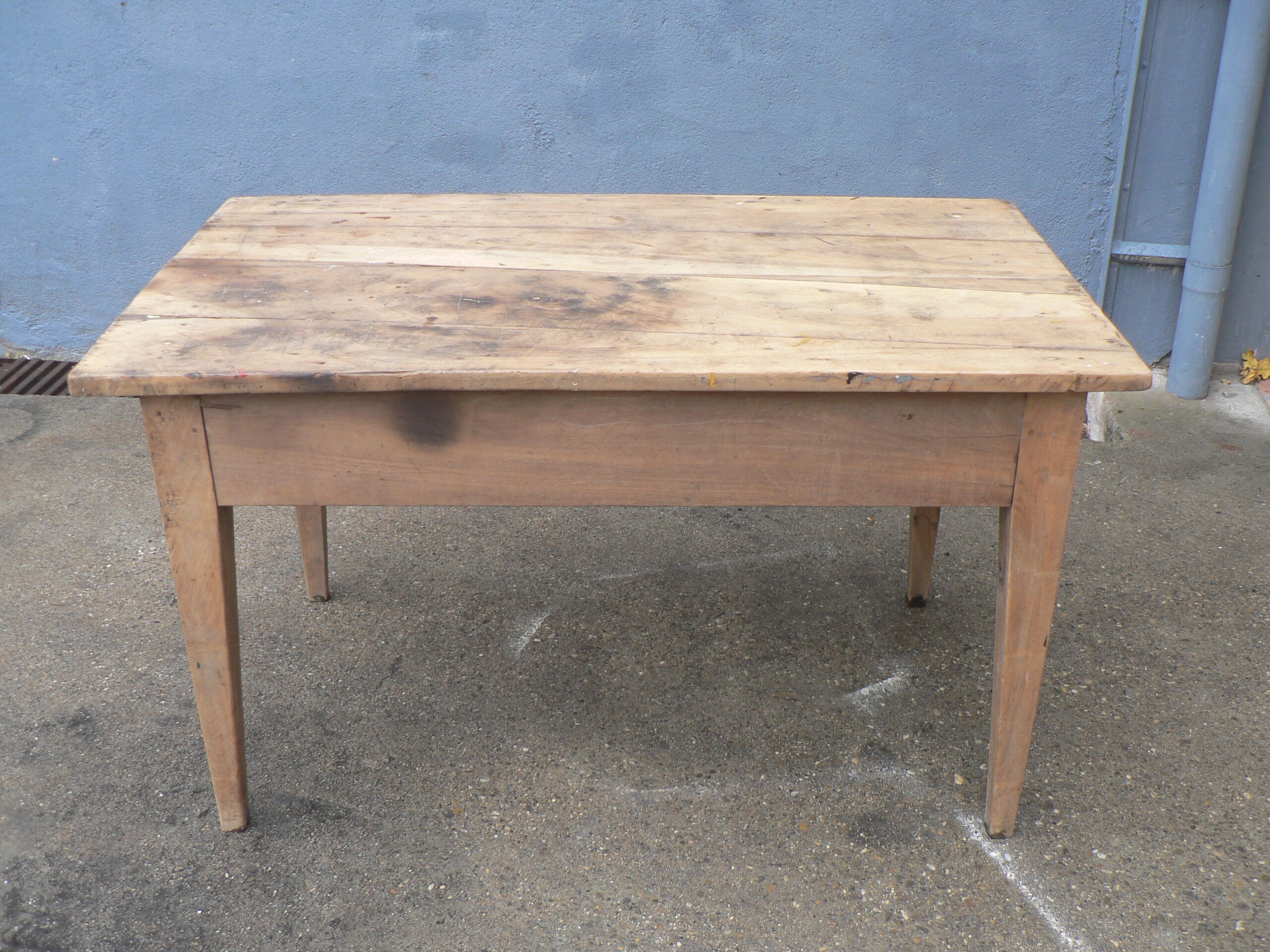 Farm drawer table