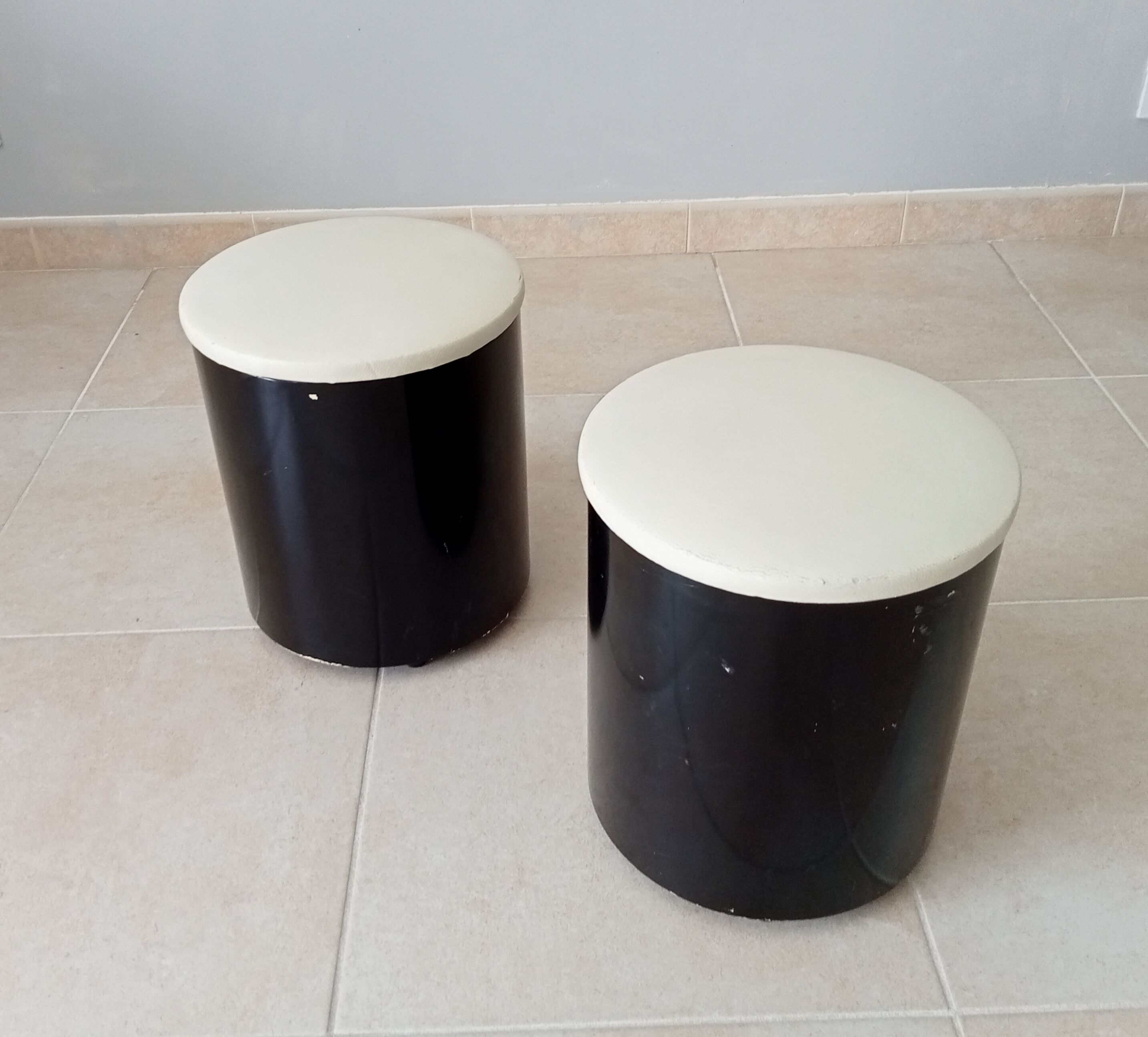 Pair of vintage pouf 60/70s