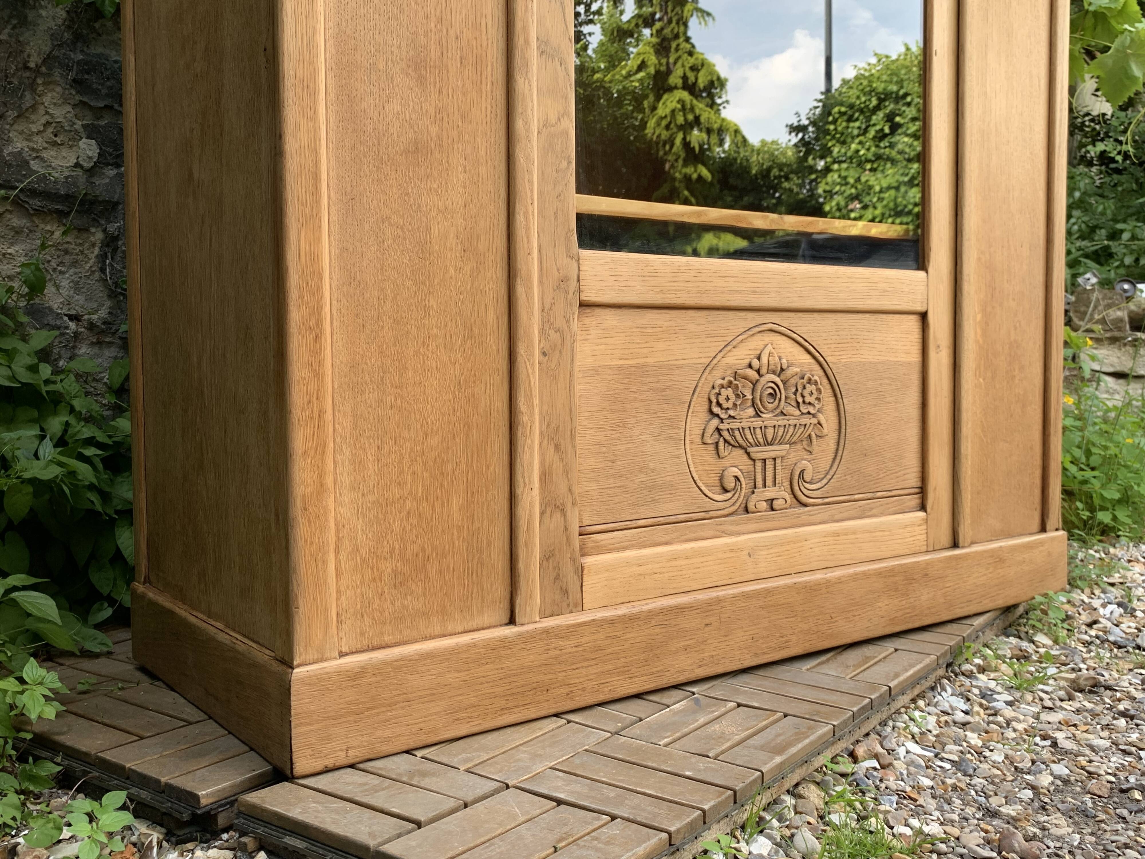 Armoire parisienne vitrée art déco bois brut 1930