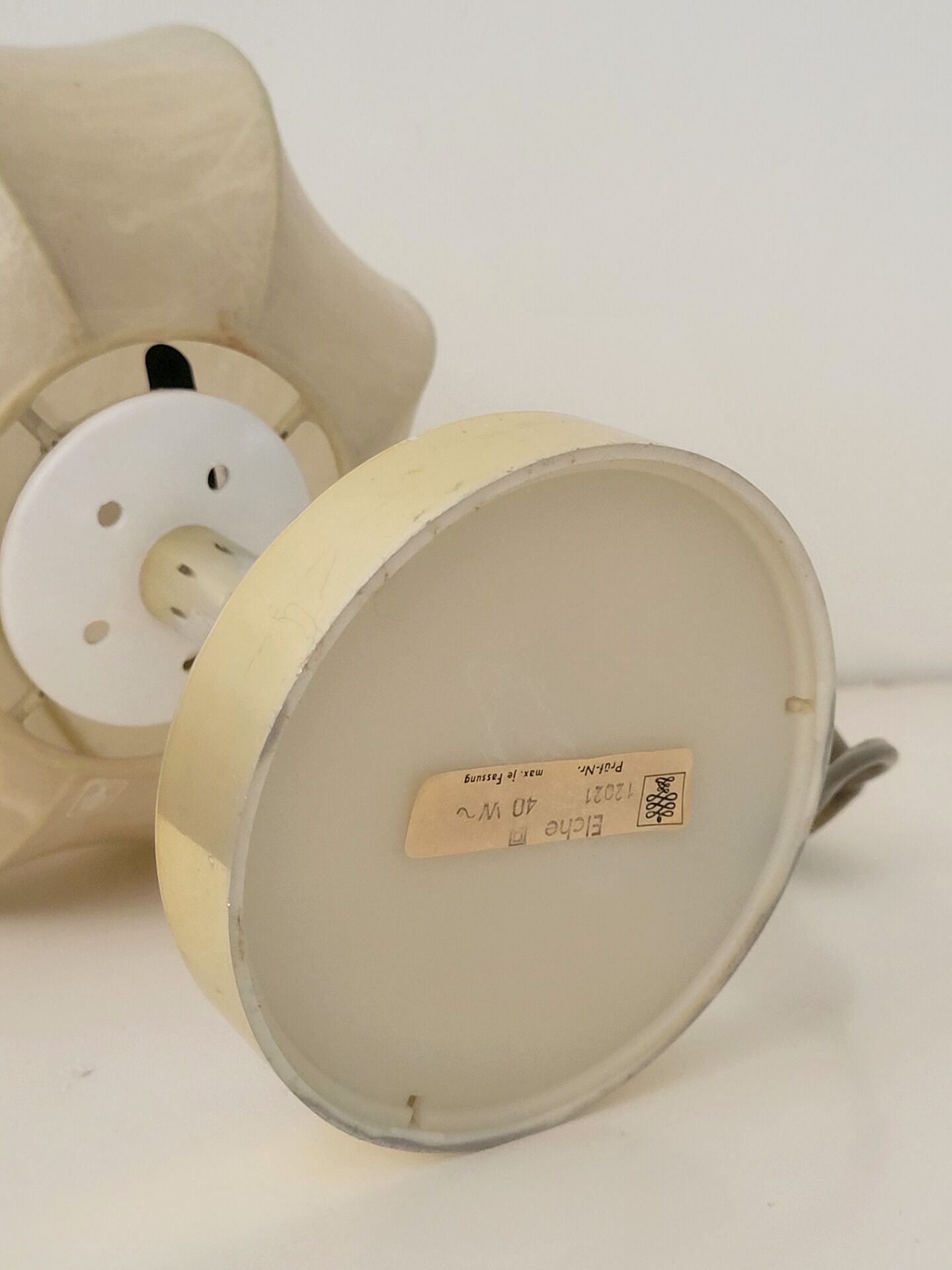 Set of 2 Goldkant Cocoon table lamps