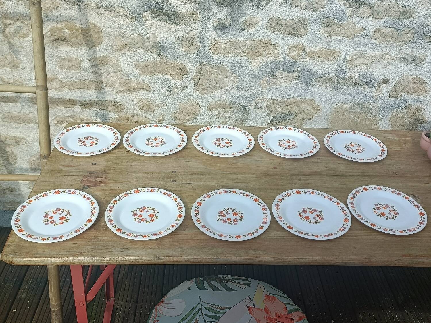10 vintage Scania dessert plates